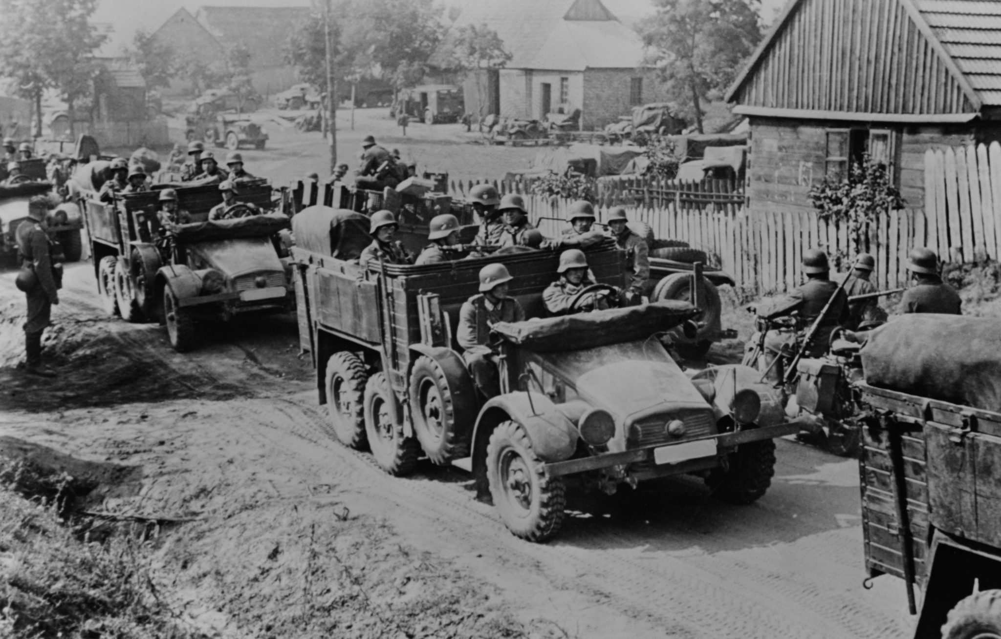 Фашистская оккупация. Вторжение в Польшу 1939 Германия. Германские войска в Польше 1939. Вторая мировая 1939. Вторая мировая война Польша 1939.